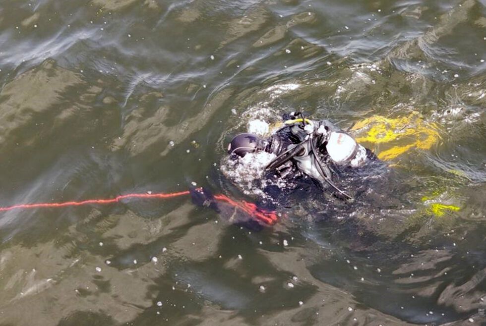 Тіло потонулого хлопчика знайшли на дні річки під Дніпром