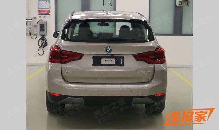 BMW iX3