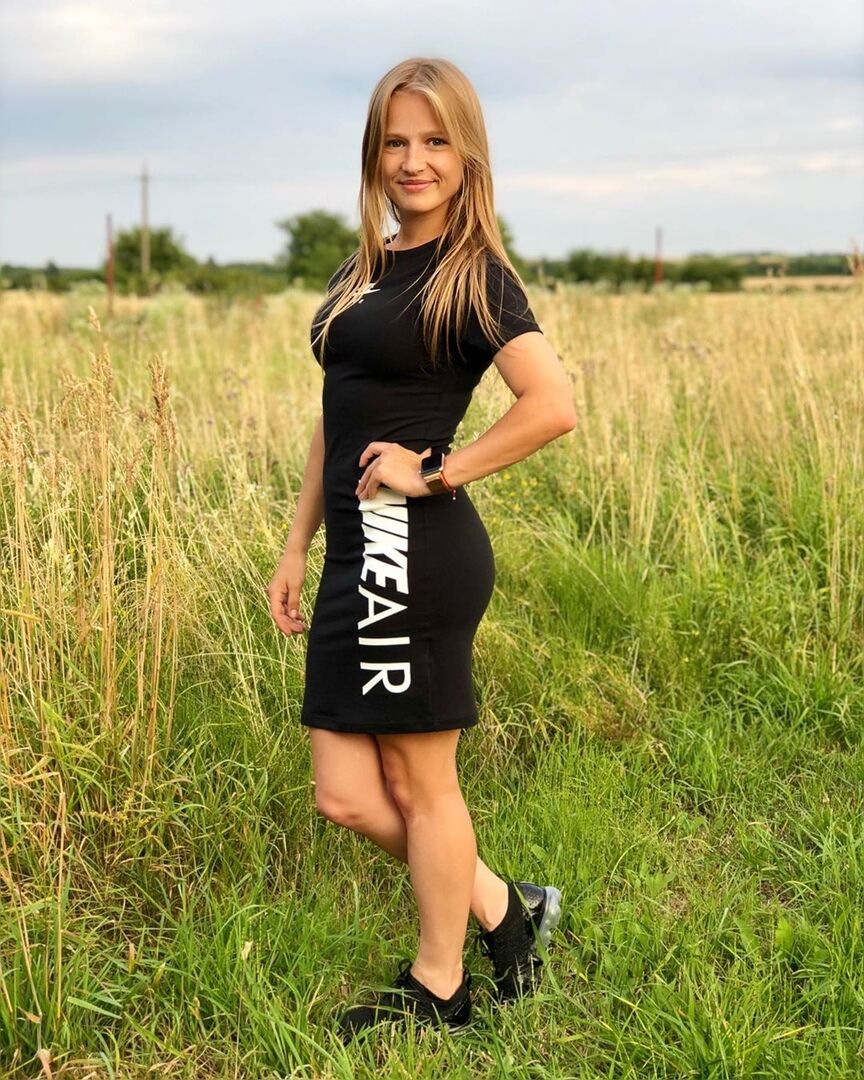 Украинская девушка-арбитр София Причина впечатлила сеть красотой