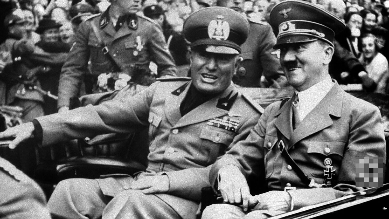 Фашистський диктатор Італії (дуче Великої Італії) Беніто Муссоліні та райхсканцлер Німеччини Адольф Гітлер