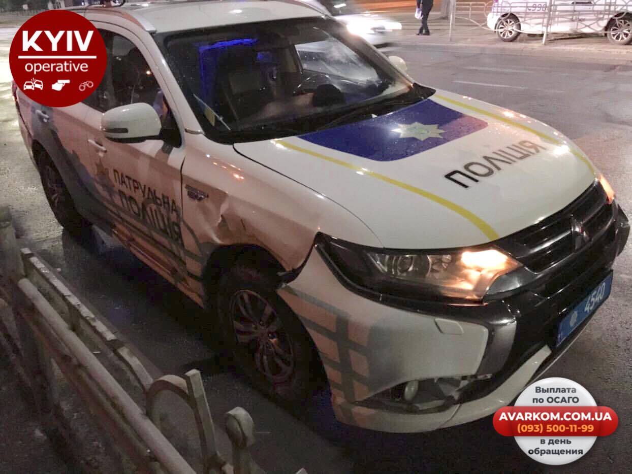 У Києві трапилася ДТП за участю поліції й таксі Uber