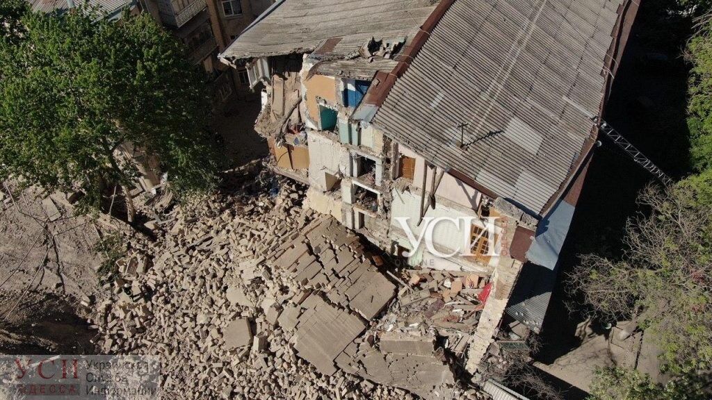 В Одессе обрушился 4-этажный жилой дом: разрушены несколько квартир. Фото и видео