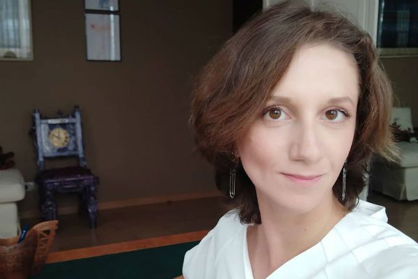 Младше на 30 лет и училась в Киеве: что известно о новой жене Макаревича