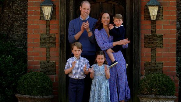 Принц Вільям і Кейт Міддлтон з дітьми