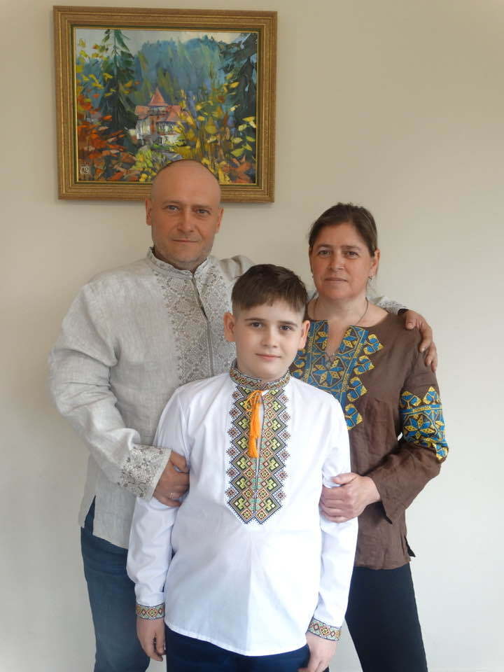 Дмитро Ярош поділився зворушливим фото з сім'єю
