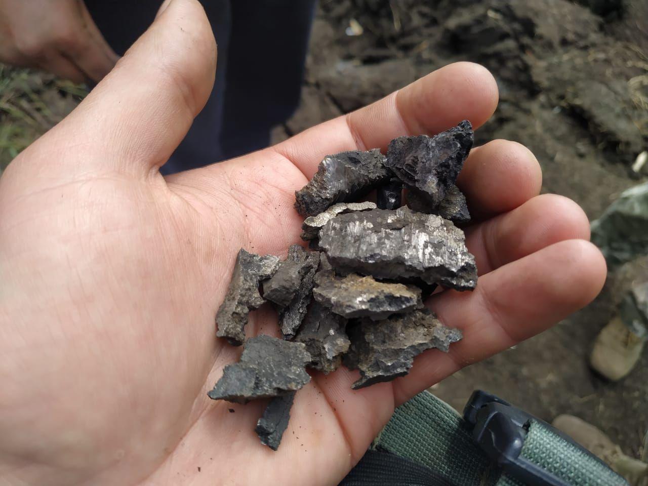На Донбасі підірвали вантажівку ЗСУ