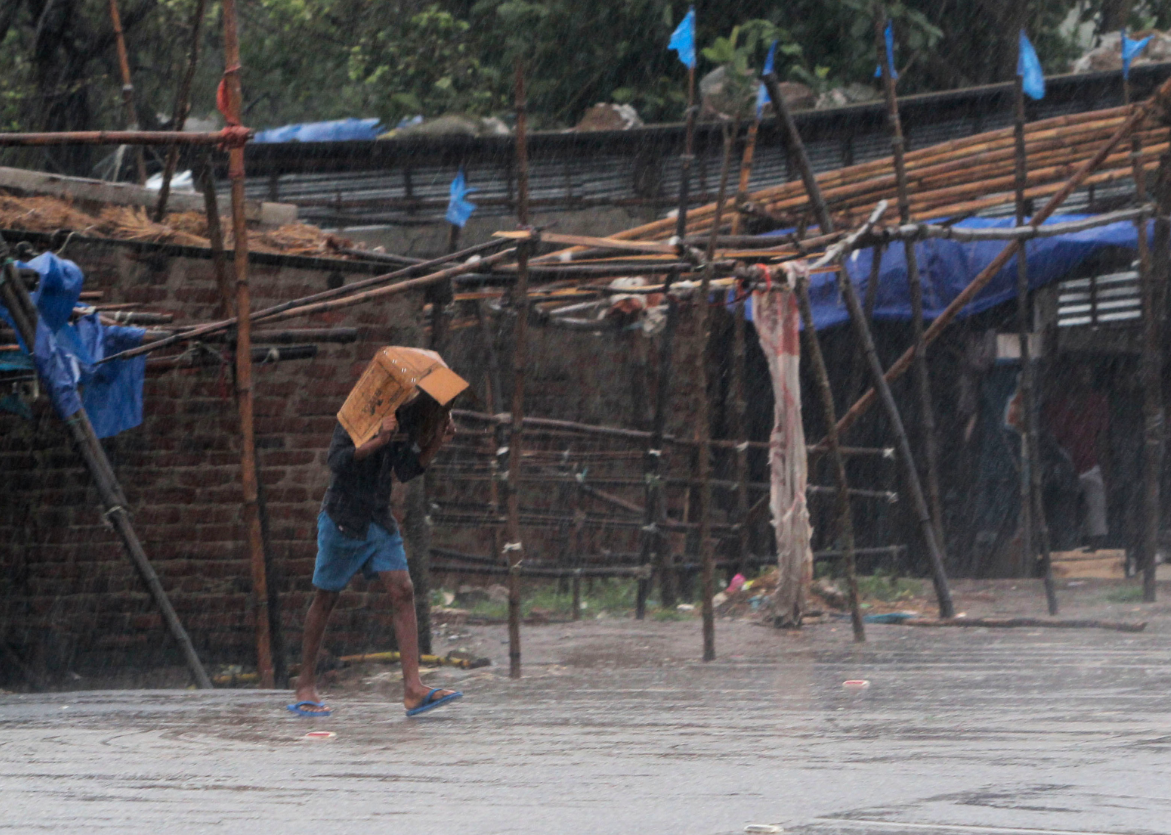 Последствия циклона "Амфан" в Индии и Бангладеш