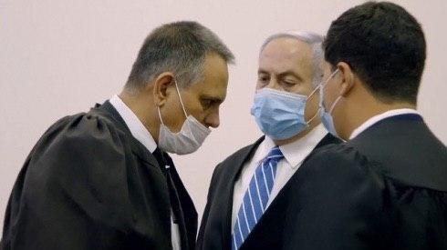Нетаньяху в суде