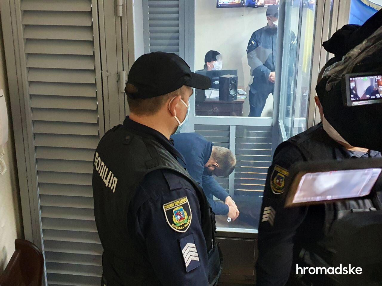 В Киеве арестовали полицейских, подозреваемых в изнасиловании