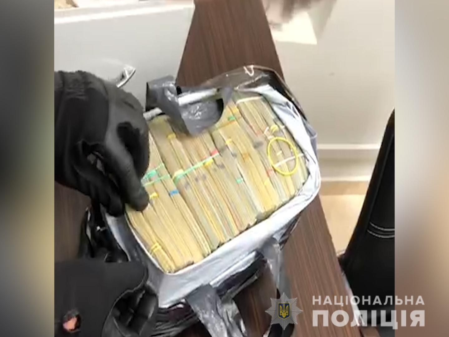 В Украине прошли масштабные обыски по делу известного "вора в законе"