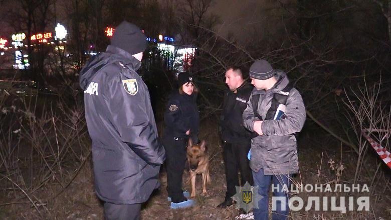 У Києві знайшли ногу молодої жінки: поліція просить допомогти. Фото та відео 18+