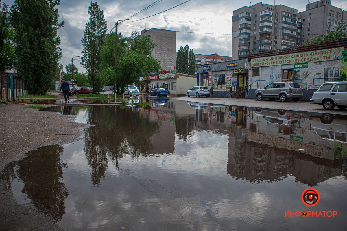 Слишком много осадков, ливневки не справляются