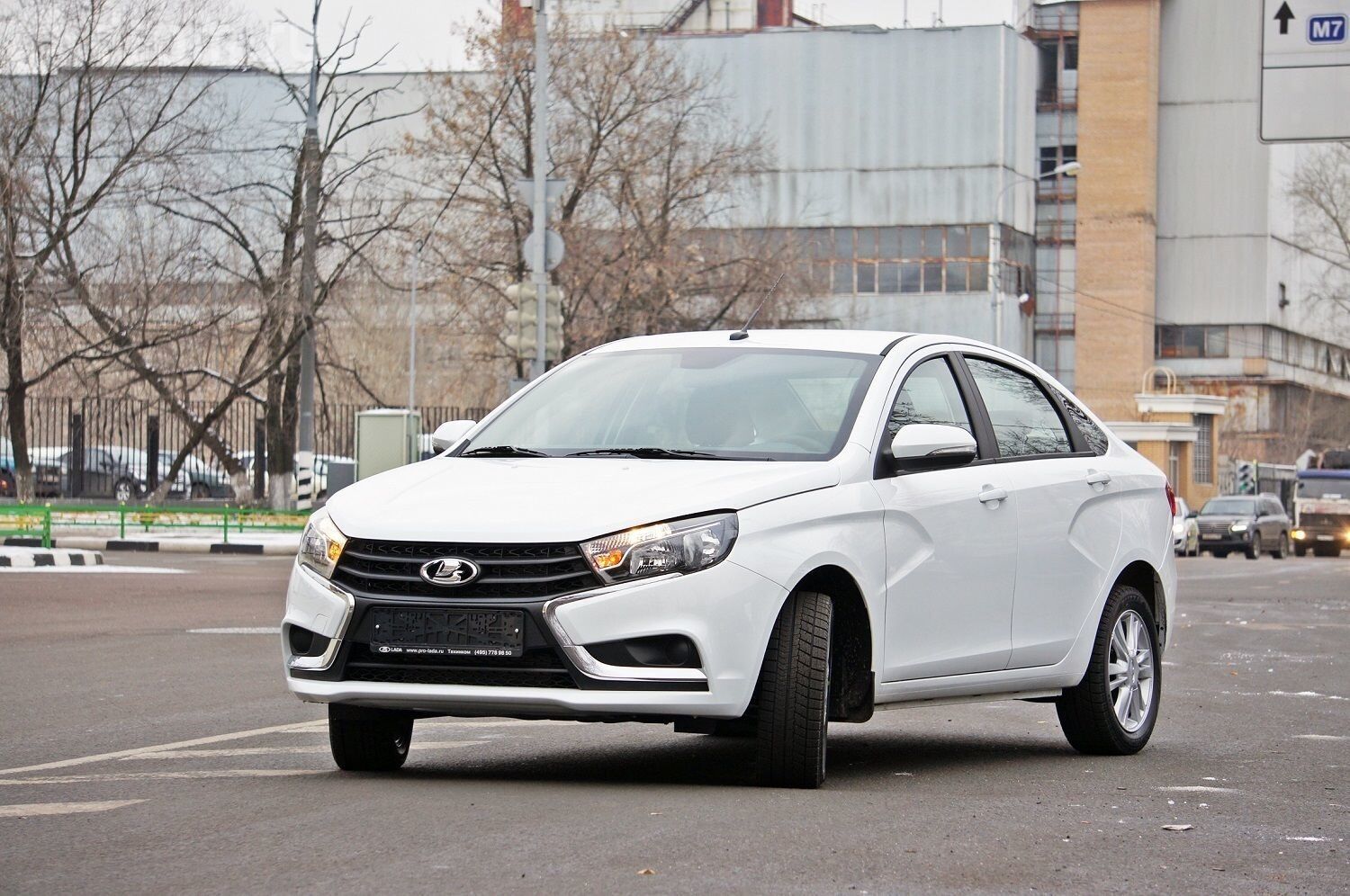 Обновление Lada Vesta откладывается