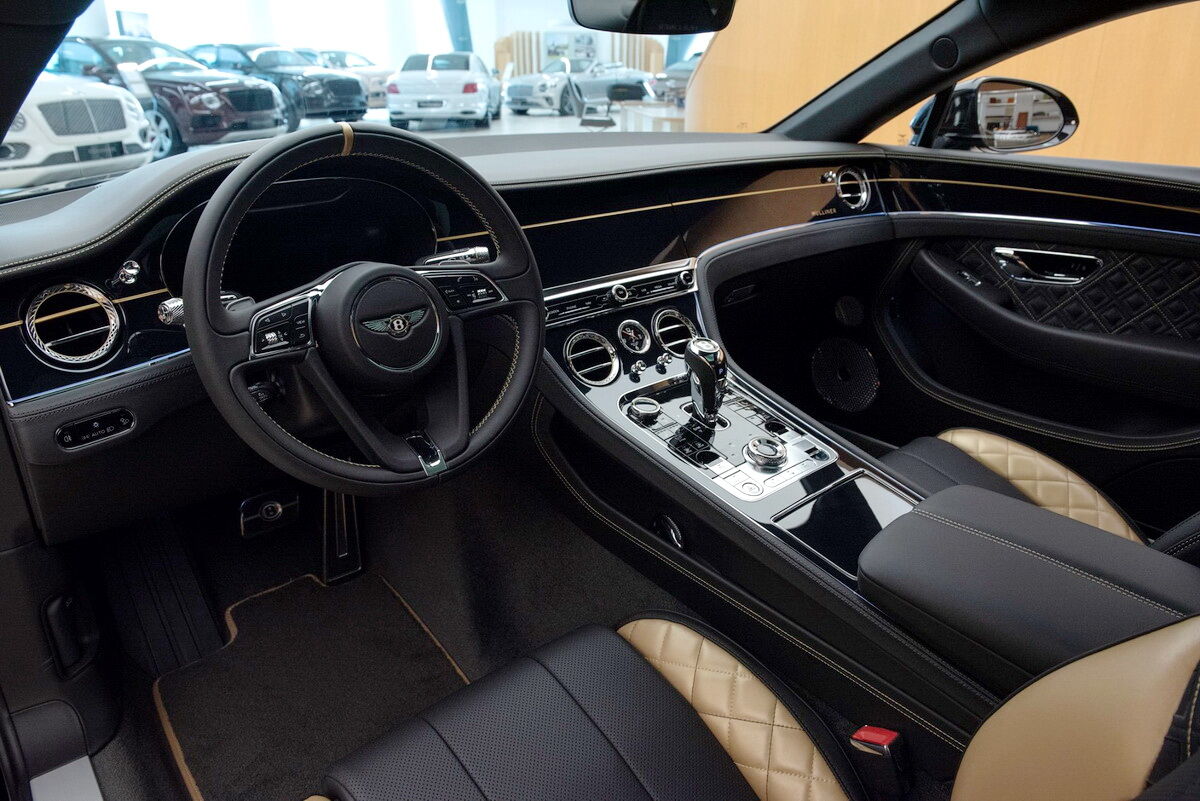 2021 Bentley Continental GT Aurum Edition by Mulliner