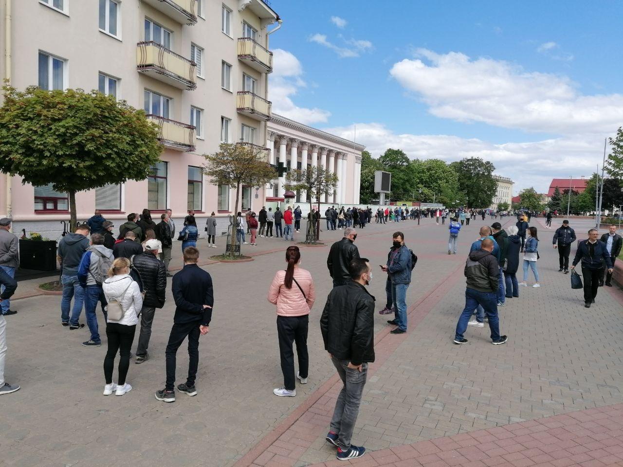 По всей Беларуси вспыхнули протесты из-за задержания блогера. Фото и видео