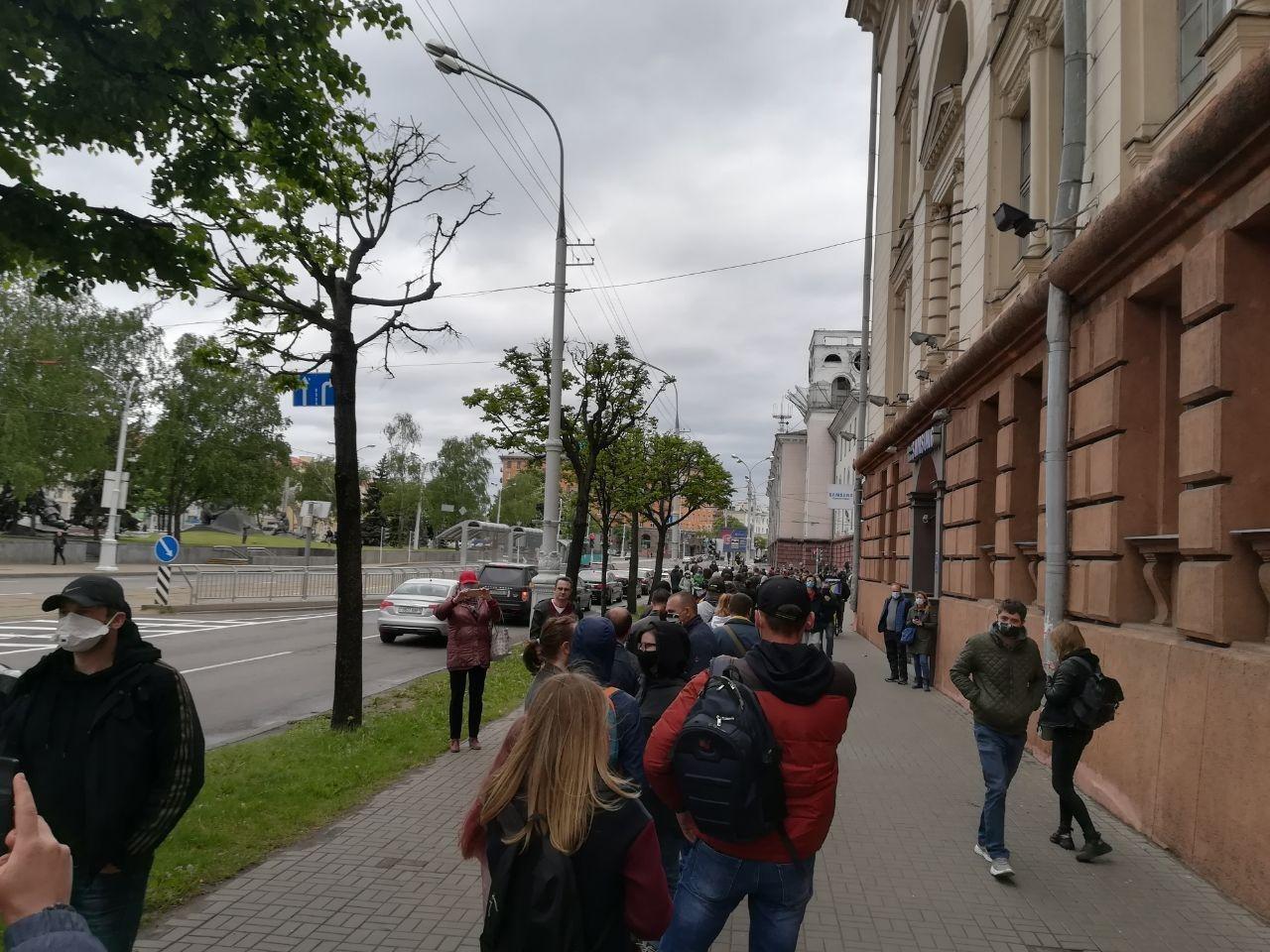 По всей Беларуси вспыхнули протесты из-за задержания блогера. Фото и видео