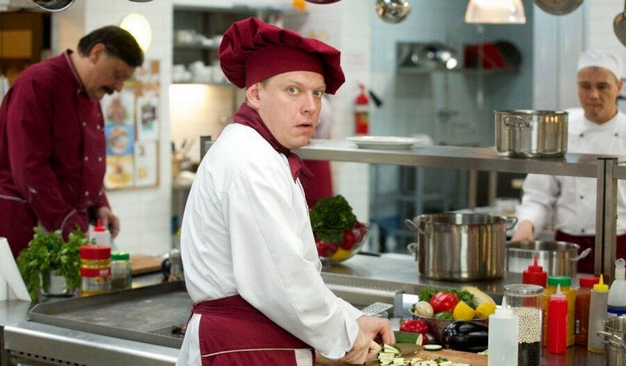 Сергій Лавигін у серіалі "Кухня"