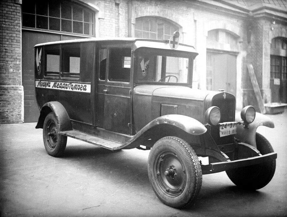 Автомобілі швидкої допомоги в Україні в 1920-х
