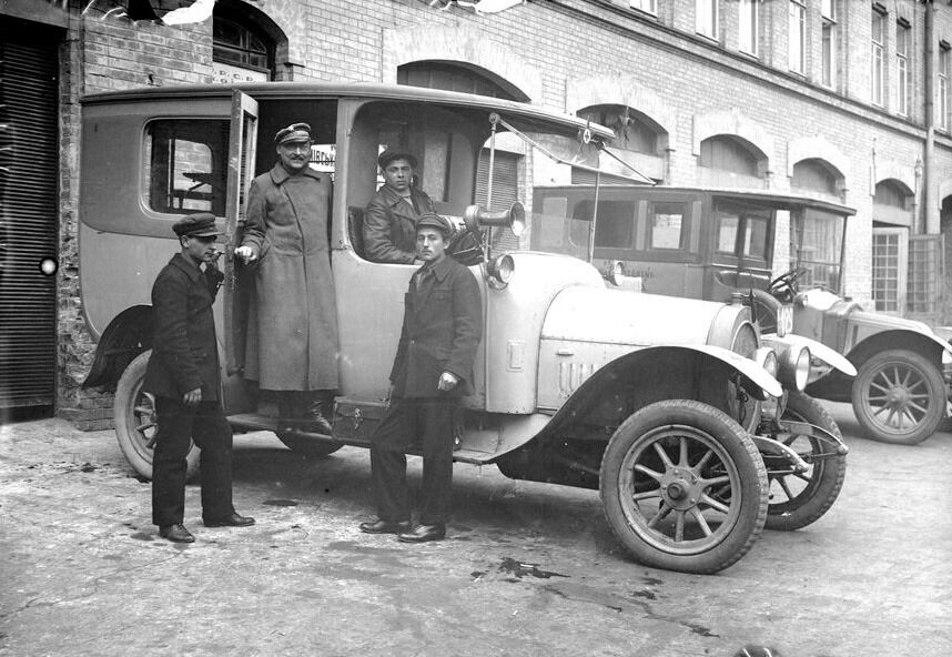 Автомобілі швидкої допомоги в Україні в 1920-х