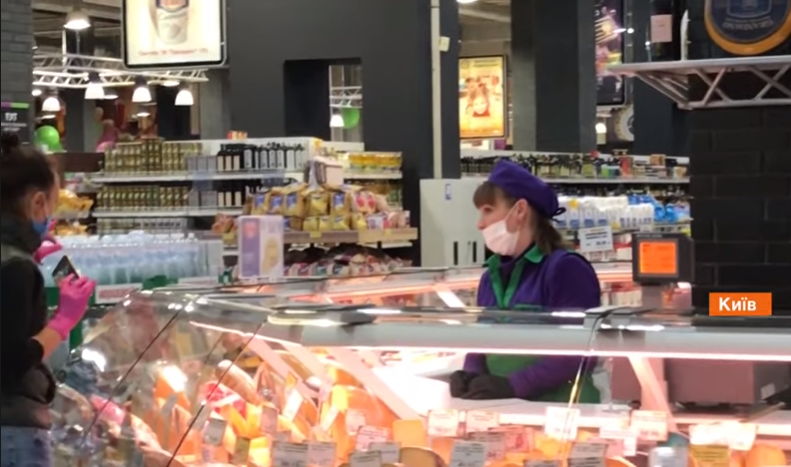 В Киеве супермаркеты нарушили условия карантина
