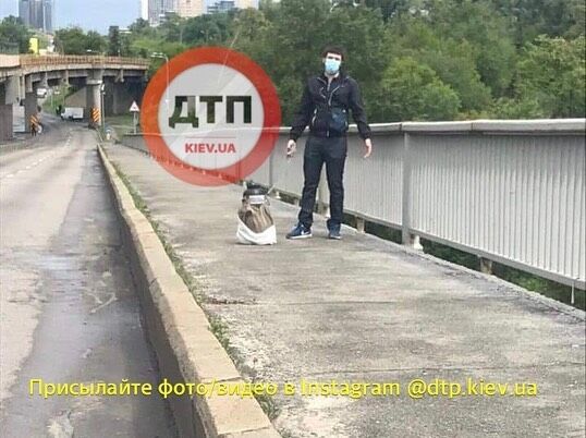 Угроза подрыва моста Метро в Киеве