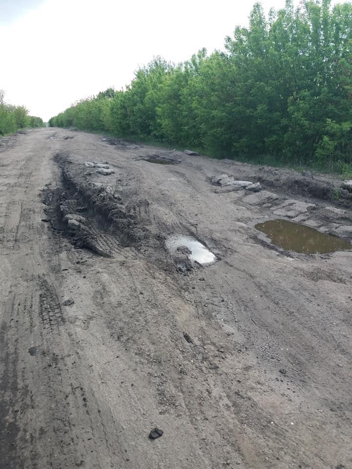 "30 км нужно ехать 1,5 часа": как выглядит худшая в Украине дорога