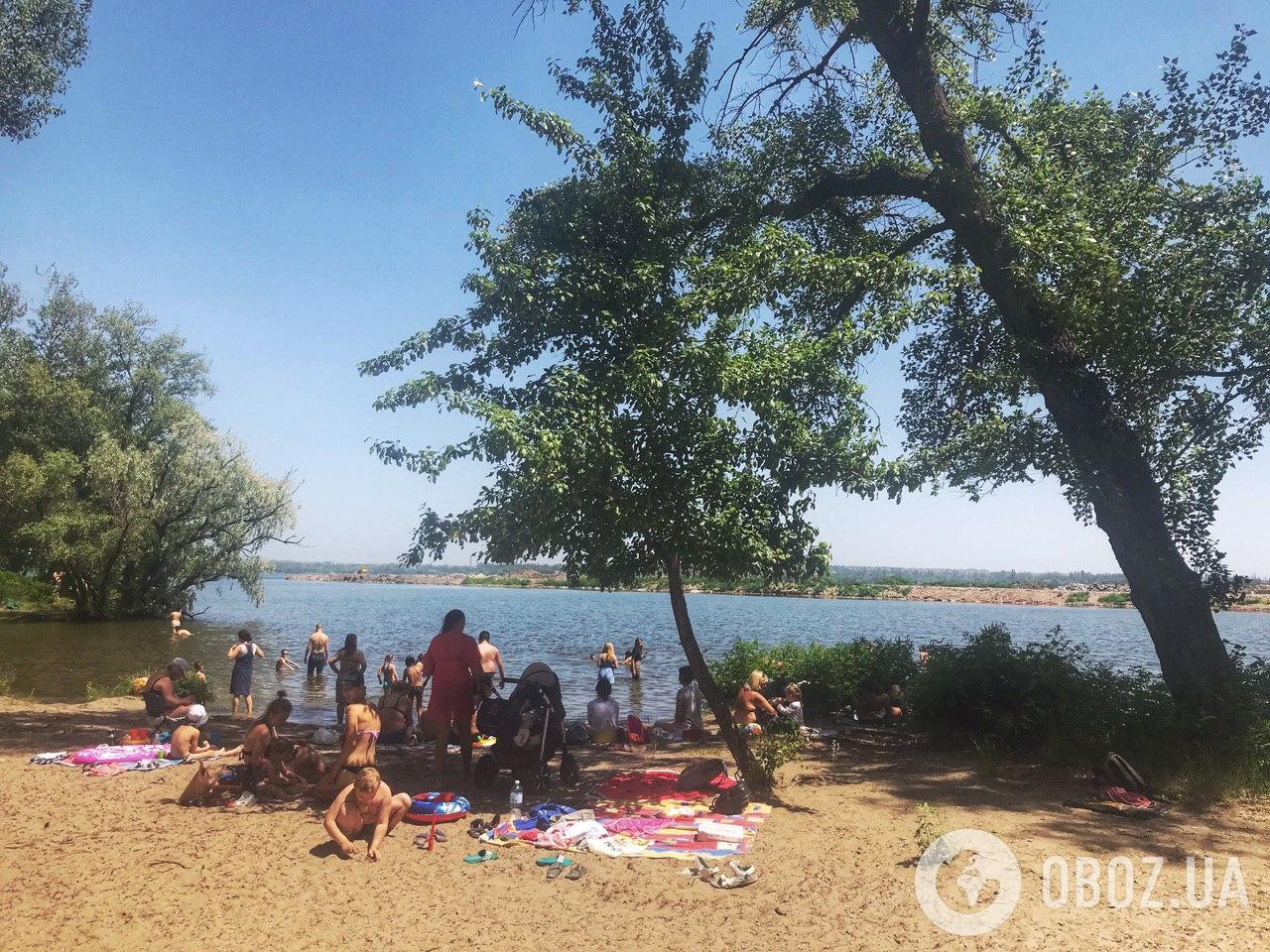 На свіжому повітрі городяни не користуються засобами індивідуального захисту