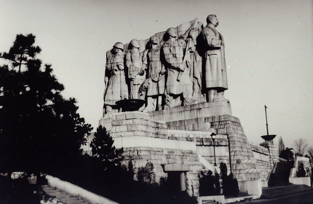 Памятник Сталину в Праге (1955–1962)