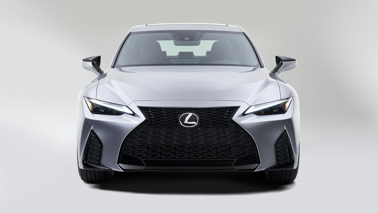 Новый Lexus IS 2021 рассекречен до премьеры