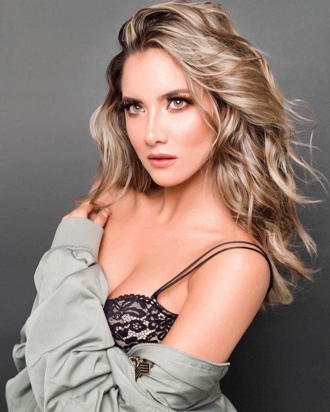 Instagram Даниэллы Альварес