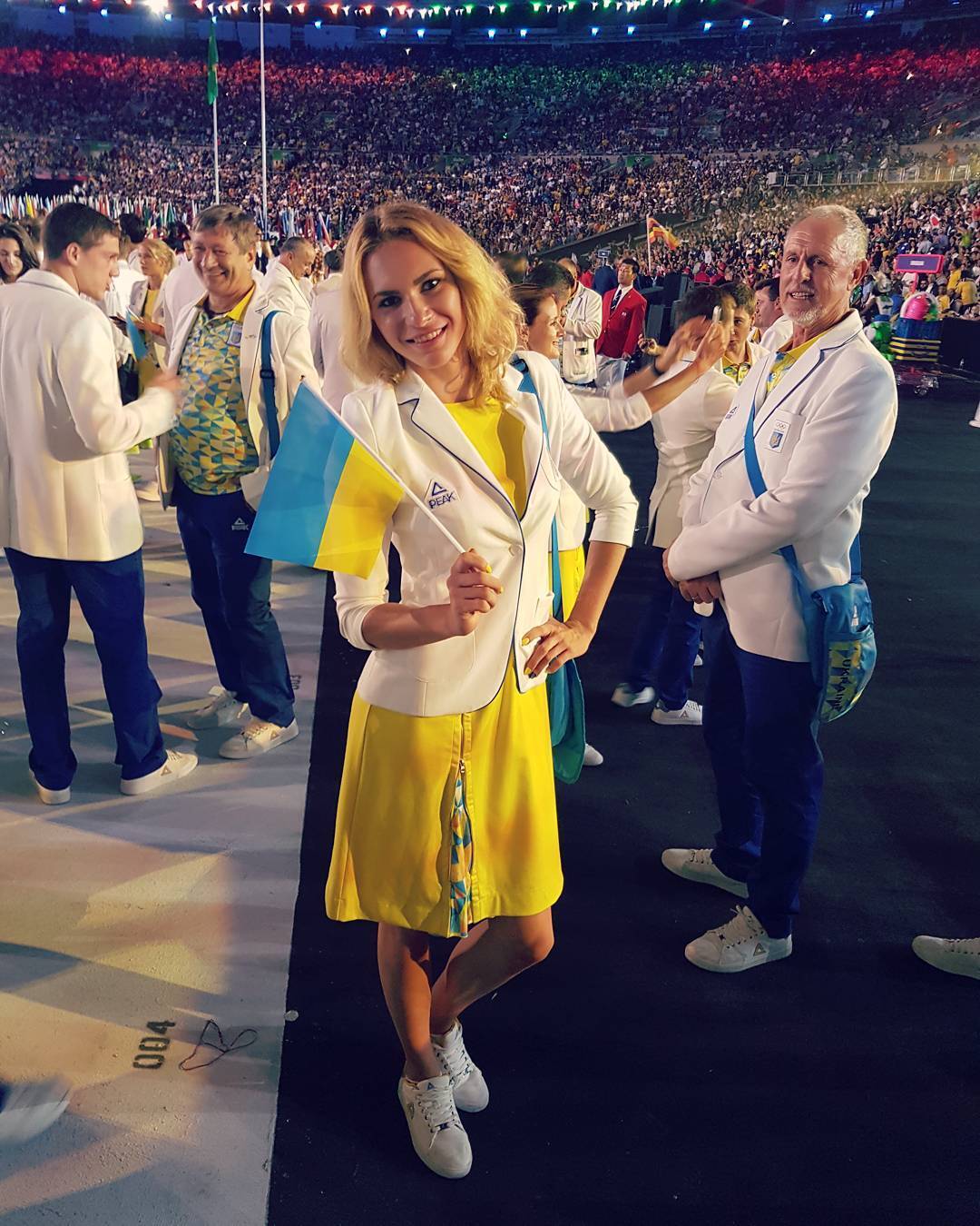 Знаменитая украинская легкоатлетка снялась в купальнике, поразив "суперфигурой"
