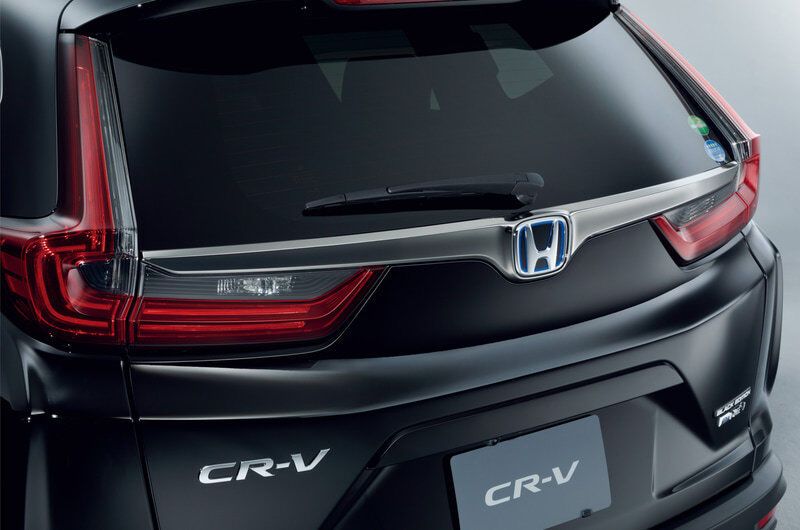 Задні ліхтарі Honda CR-V у виконанні Black Edition також затемнені