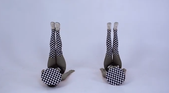 Скріншот з кліпу "Хіт цього літа"