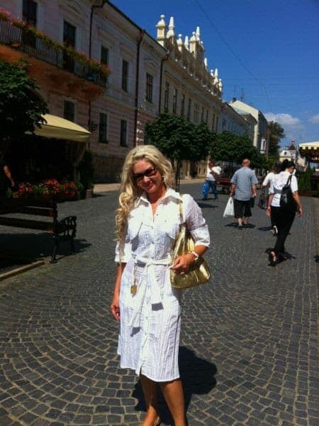 Катерина Бужинська подорожує Україною