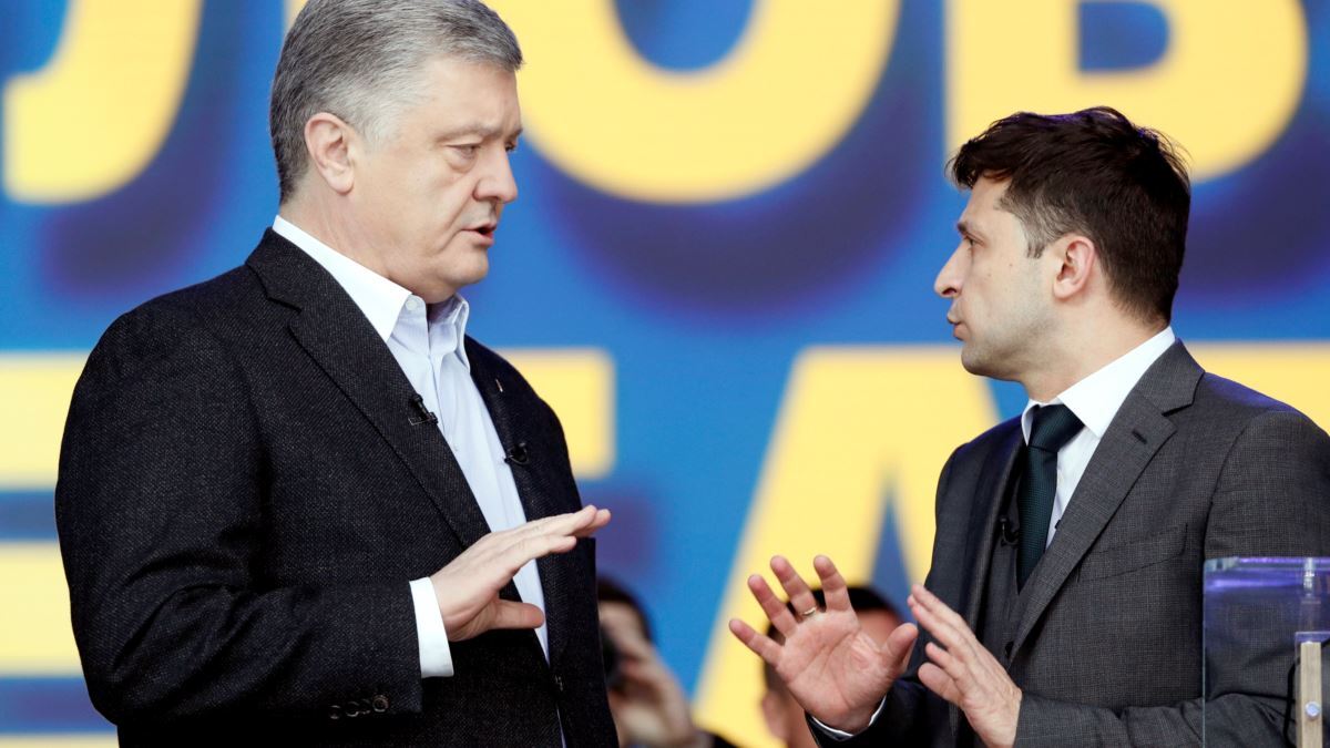 Петр Порошенко и Владимир Зеленский на дебатах 2019 года