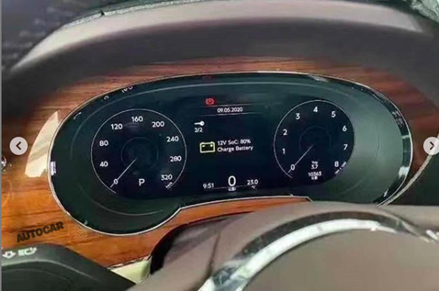 Кроссовер Bentley Bentayga получил новый щиток приборов