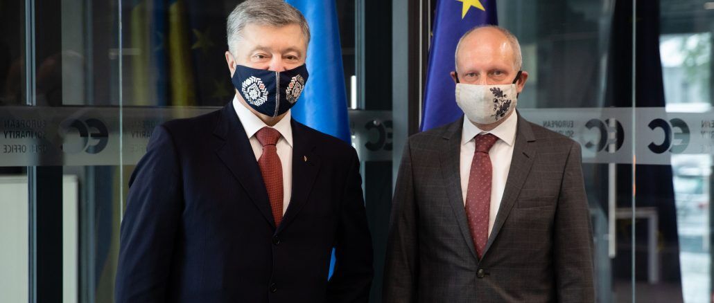 Порошенко тепло встретился с послом ЕС: обсудили безвиз и миллиардную помощь Украине
