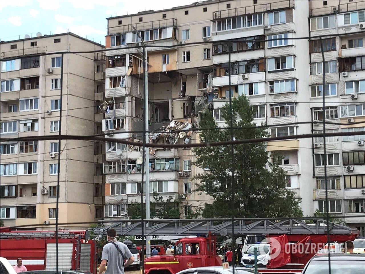 В Киеве в жилом доме взорвался газ: разрушены несколько этажей. Видео |  OBOZ.UA