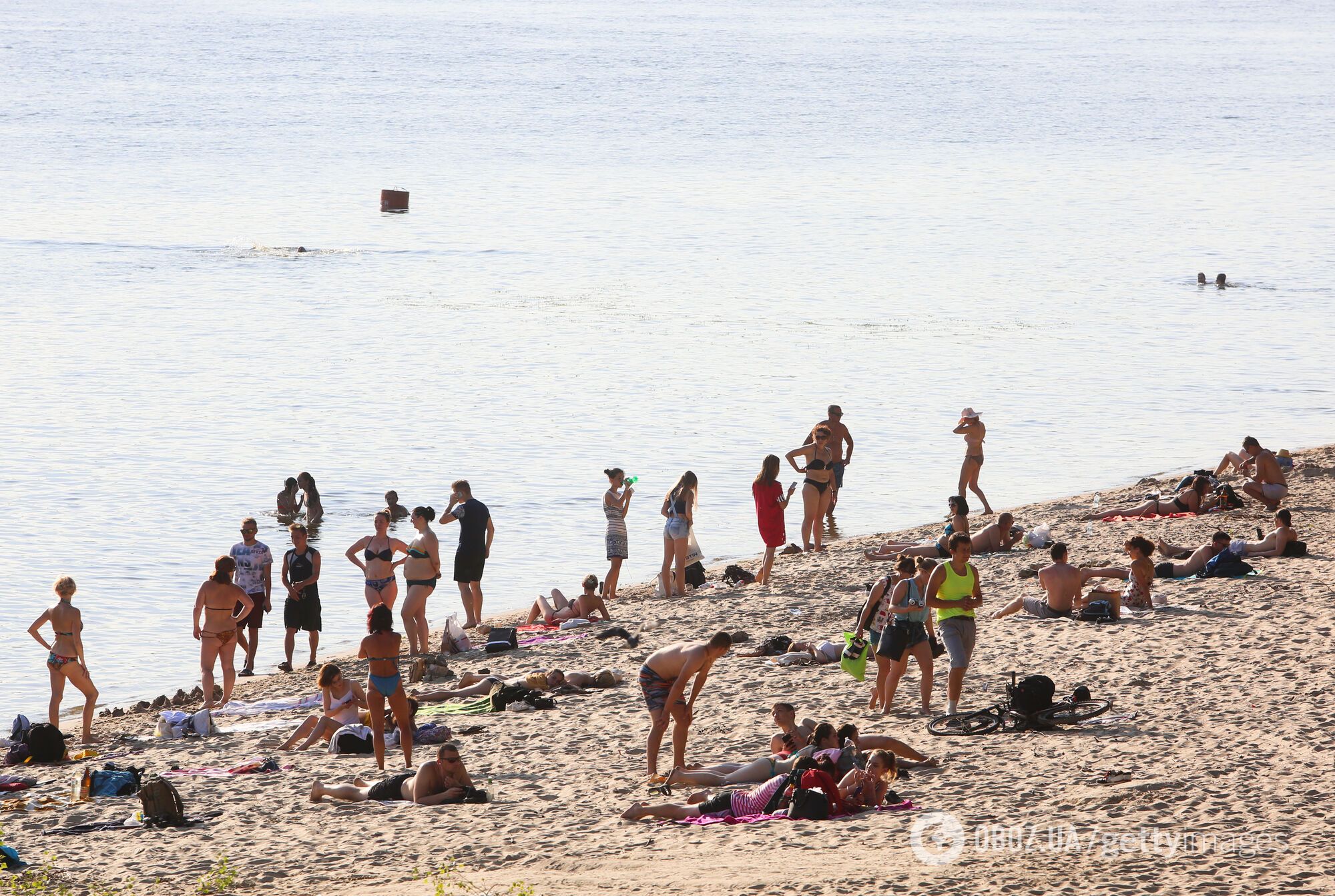 Велика кількість людей на пляжах сприяє поширенню коронавірусу