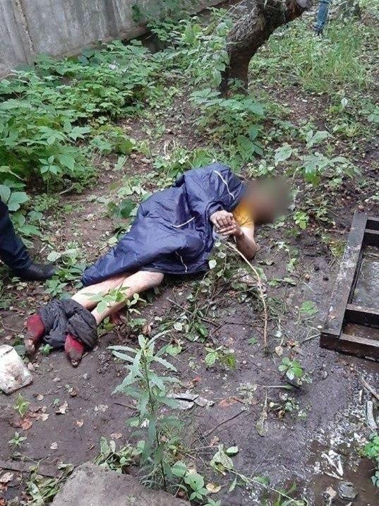В Киеве мужчина пролежал три дня со переломанным позвоночником