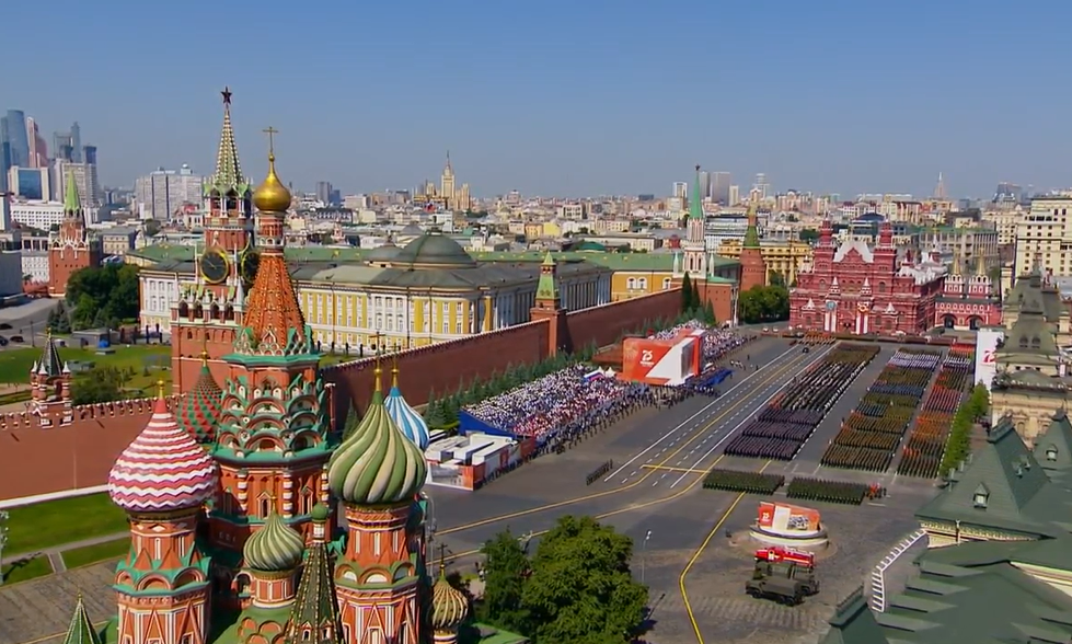 Масштаби параду в Москві