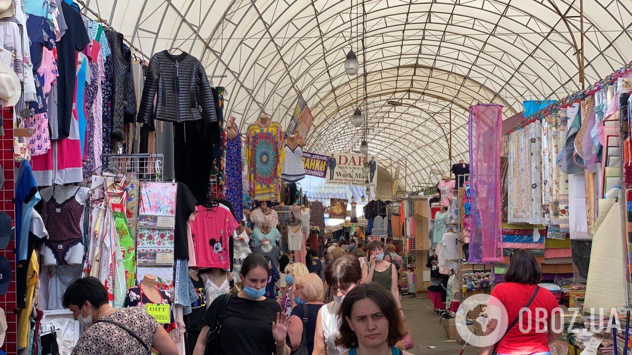 Працівники ринку на Троєщині у Києві збунтувалися через спалах коронавірусу