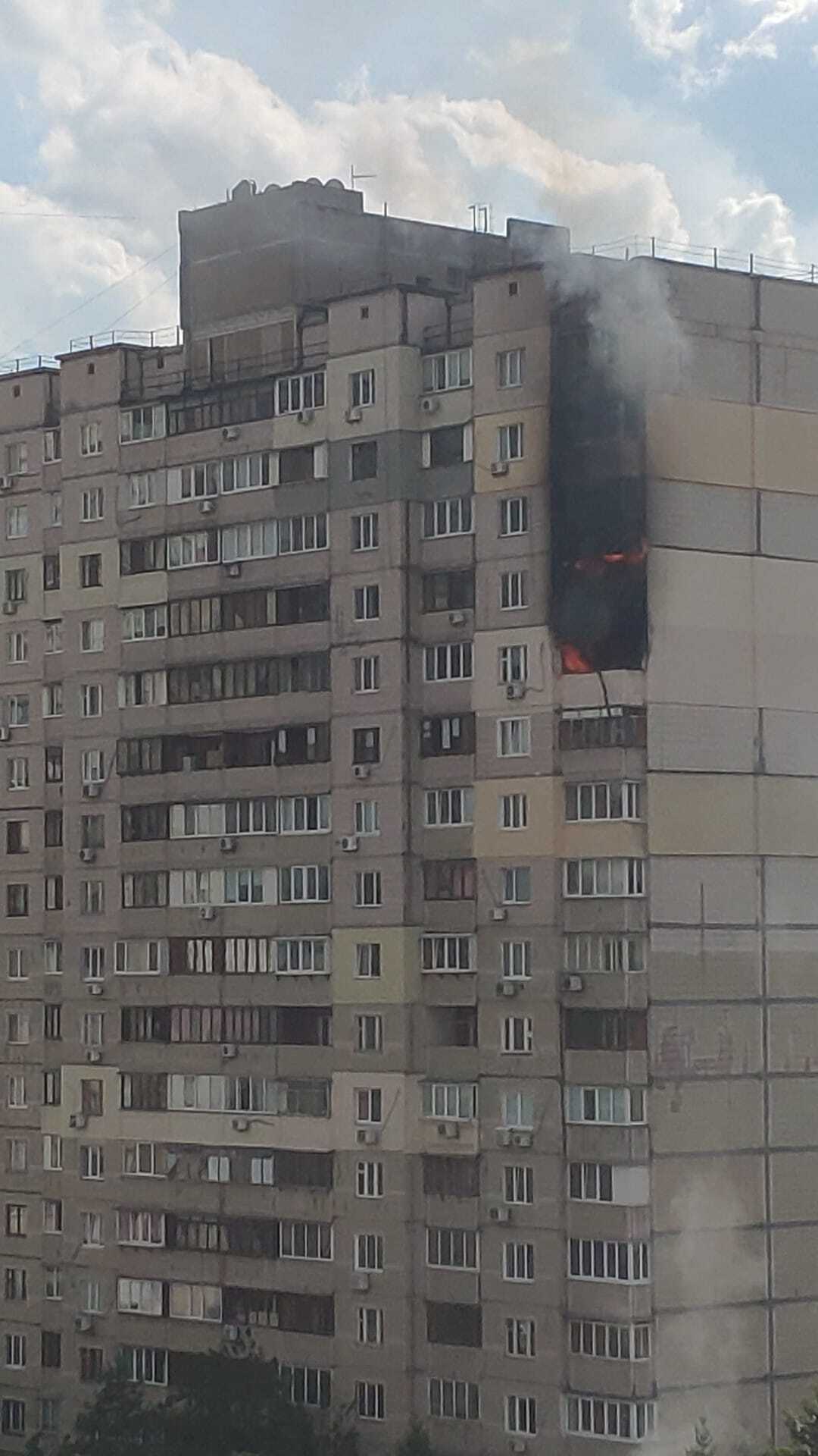 Пожежа в будинку на Крушельницької