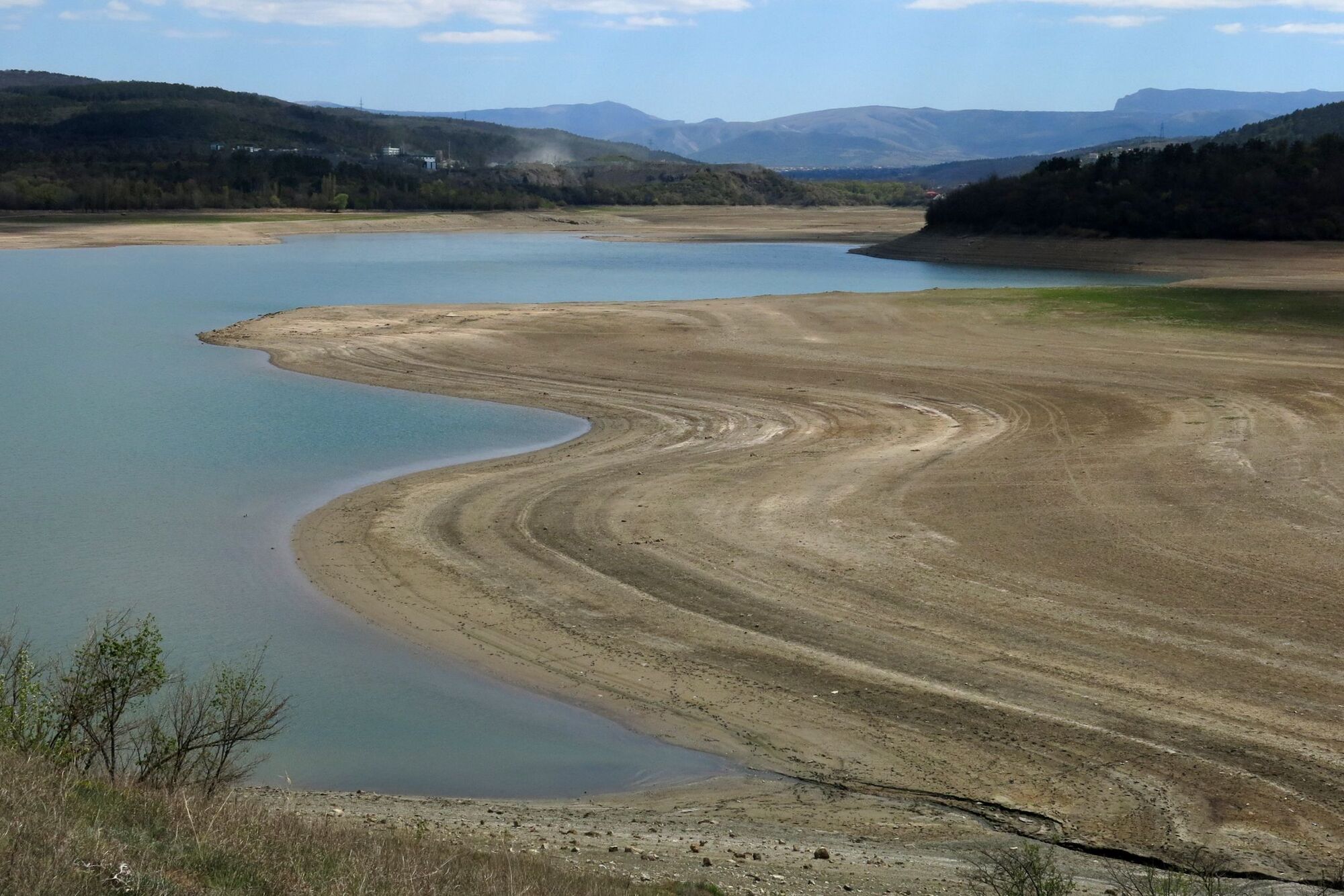 Симферопольское водохранилище обмелело