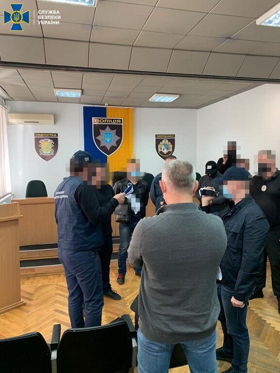 На Дніпропетровщині начальник поліції очолив банду