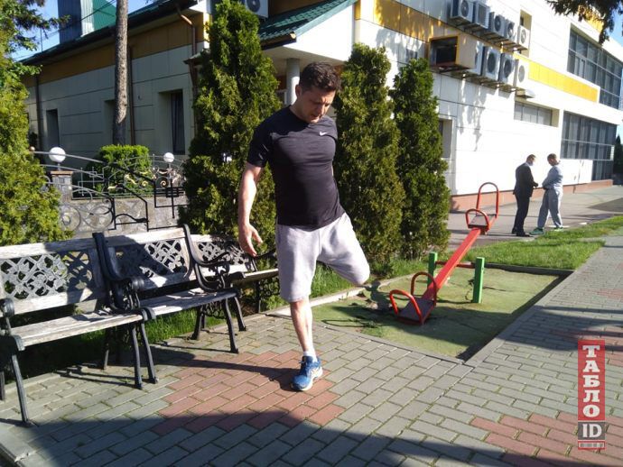 Автор нашумевшего фото Зеленского с пробежки объяснил его смысл