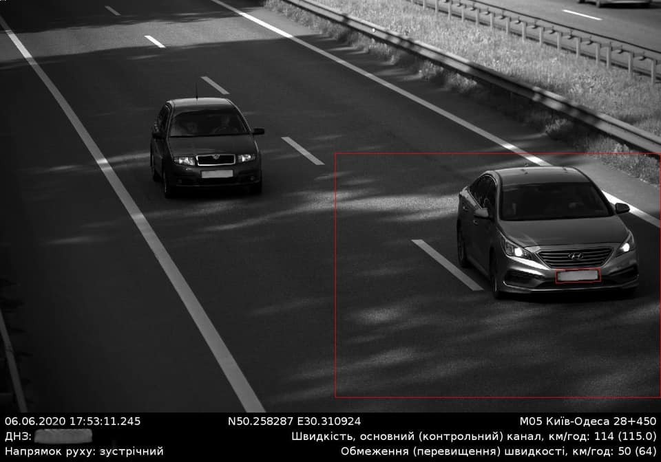 Камери автофіксації на дорогах України відпрацювали тиждень: перші підсумки