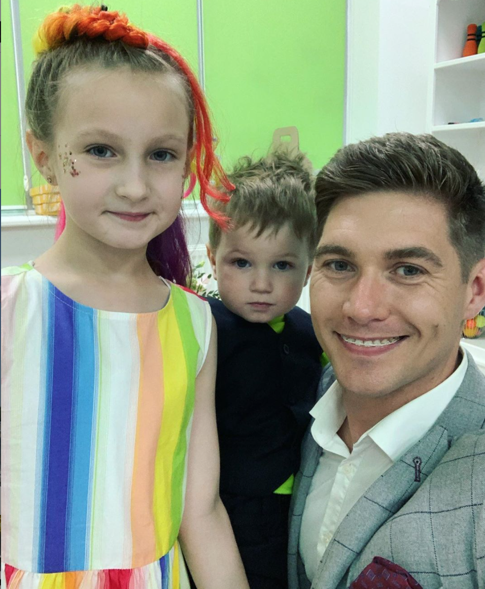 Володимир з дітьми