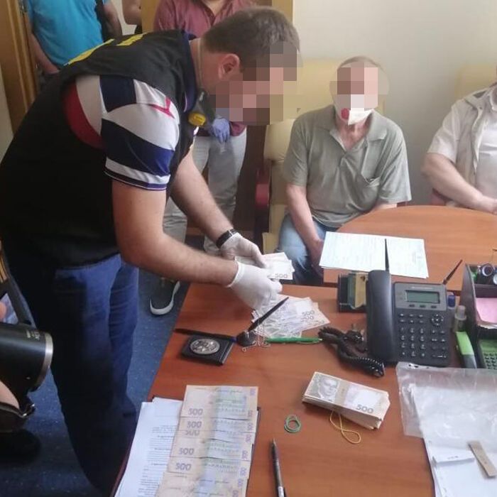 В Киеве проректора университета поймали на взятке в 220 тысяч грн