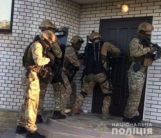 На Киевщине задержали банду, которую подозревают в разбойном нападении на предпринимателя